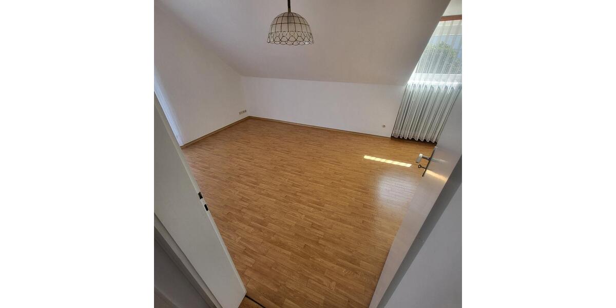 Mehrfamilienhaus, Wohnhaus Krumbach (Schwaben) - 5 Zimmer, 144 m&sup2;, 1.500&euro; | Angebot:25300778