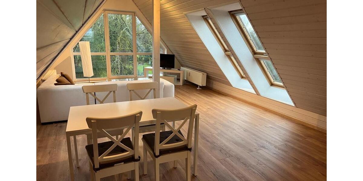 1 ZKB Wohnung, komplett möbliert, Dachgeschoss in zentraler Lage 1 zimmer