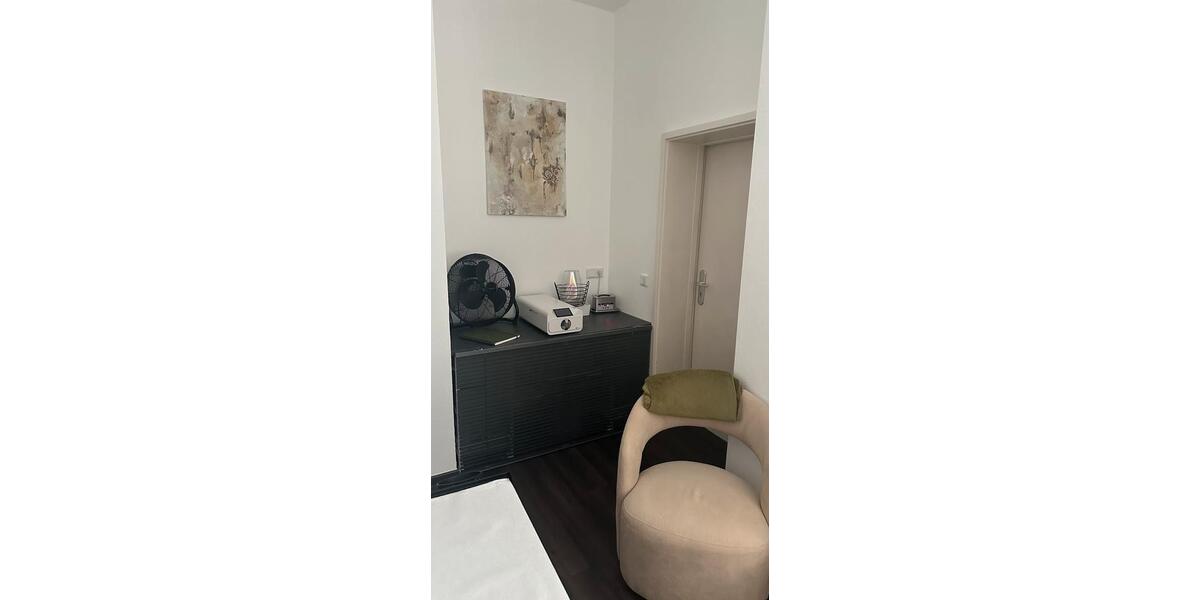 Gewerbeobjekt Bad Lippspringe - 350&euro; | Angebot:26043050