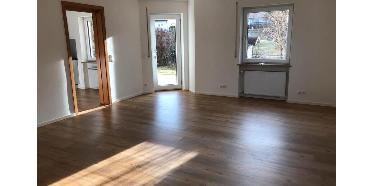 Erdgeschoßwohnung Wemding - 4 Zimmer, 107 m&sup2;, 950&euro; | Angebot:26589179