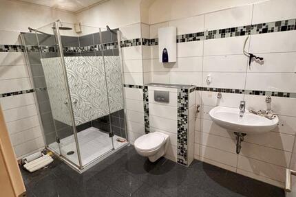 Wohnung Gelsenkirchen Gelsenkirchen-Mitte - 2 Zimmer, 68 m&sup2;, 650&euro; | Angebot:25378698