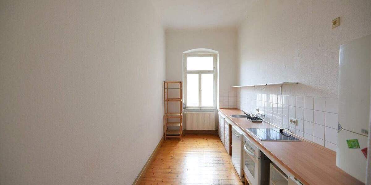 Dresden-Neustadt: WG-geeignete Helle 2-Raum-Wohnung CO 2.OG hi li E12 2 zimmer