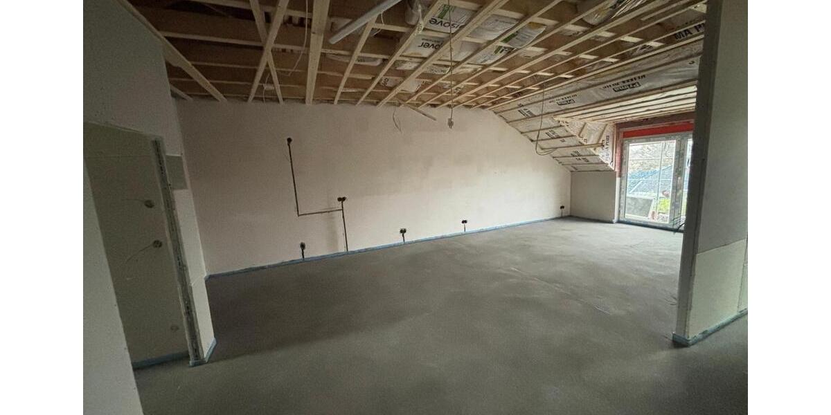 Dachgeschoßwohnung Siegburg - 2 Zimmer, 76 m&sup2;, 1.070&euro; | Angebot:24690315