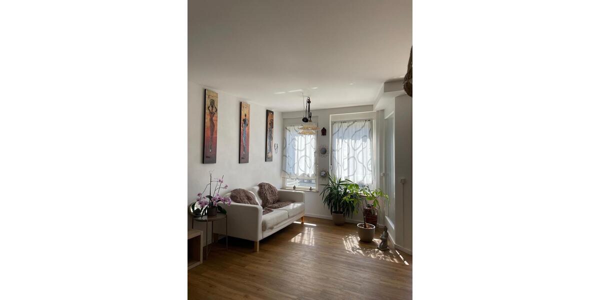 Erdgeschoßwohnung Waldshut-Tiengen Tiengen - 2 Zimmer, 63 m&sup2;, 800&euro; | Angebot:26223616