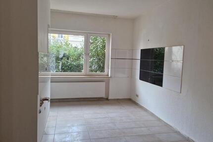 Sanierte 2-Zi.-Wohnung mit Garten in Bad Godesberg zu vermieten 2 zimmer