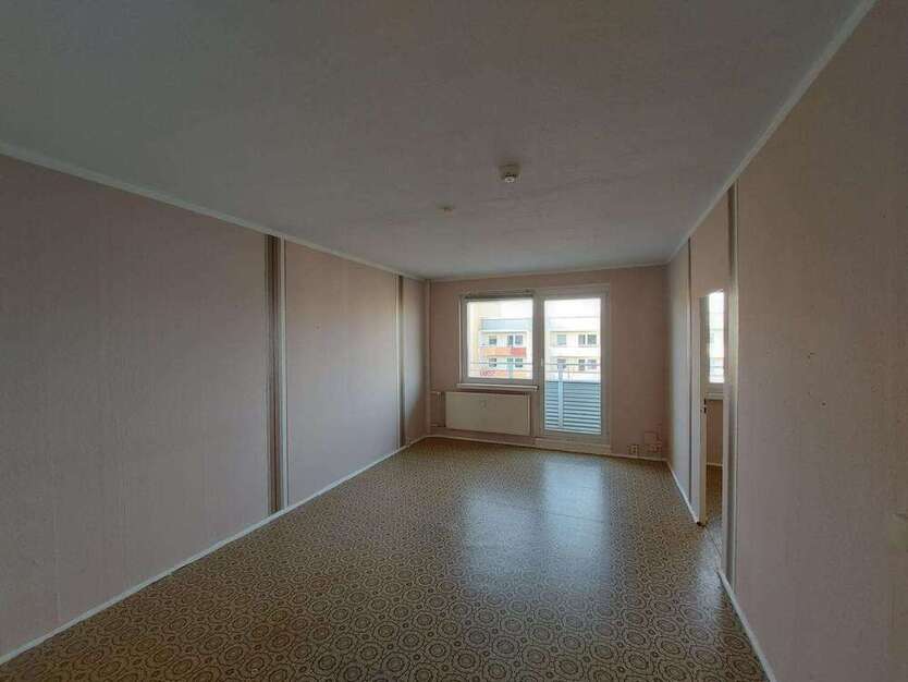 Wohnung zum Mieten in Magdeburg 327,06 € 54.51 m²