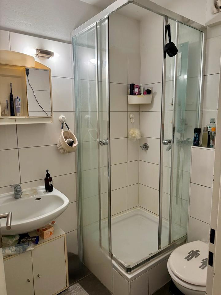 Moderne 2-Zimmerwohnung im Herzen von Neuss (frisch renoviert) zimmer