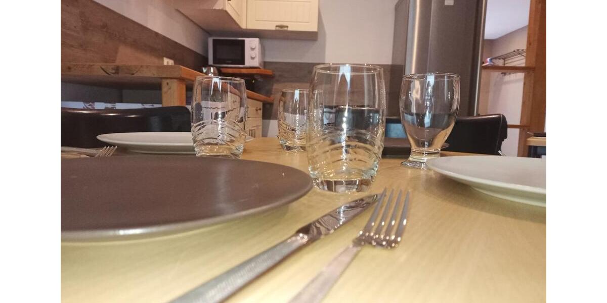 Wohnen auf Zeit Broderstorf - 4 Zimmer, 130 m&sup2;, 25&euro; | Angebot:23784932