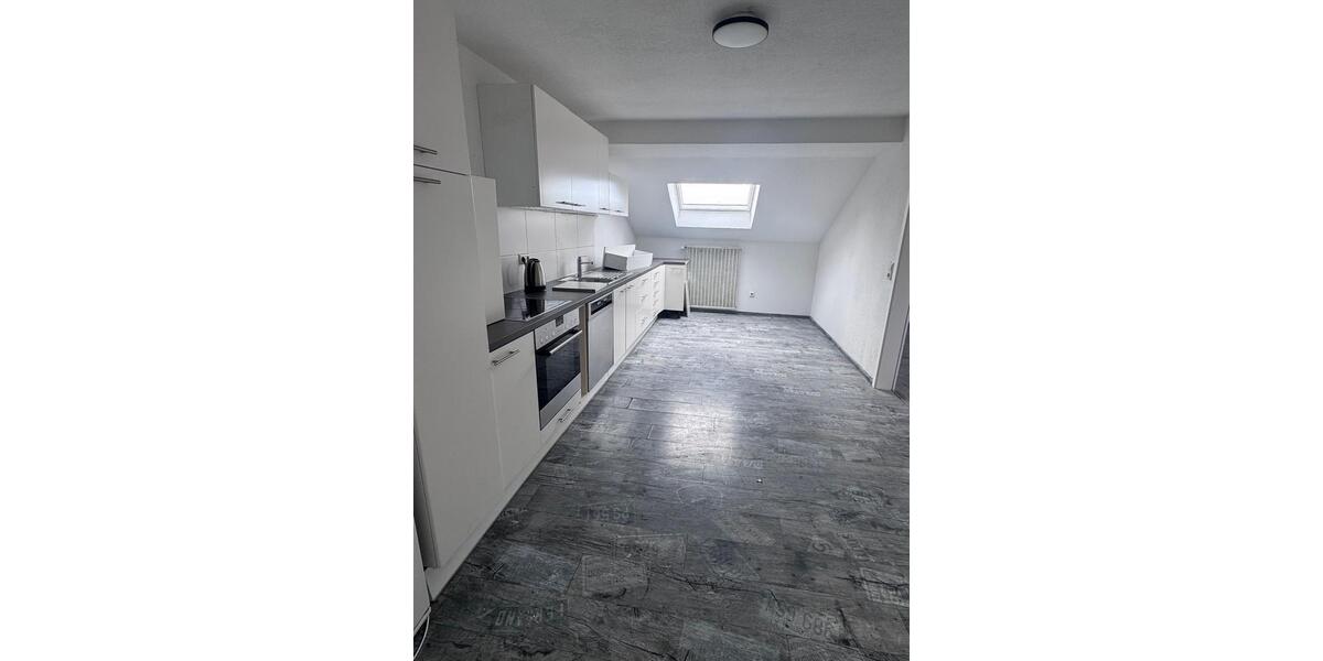 Etagenwohnung Böhmenkirch - 4 Zimmer, 100 m&sup2;, 1.000&euro; | Angebot:24510270