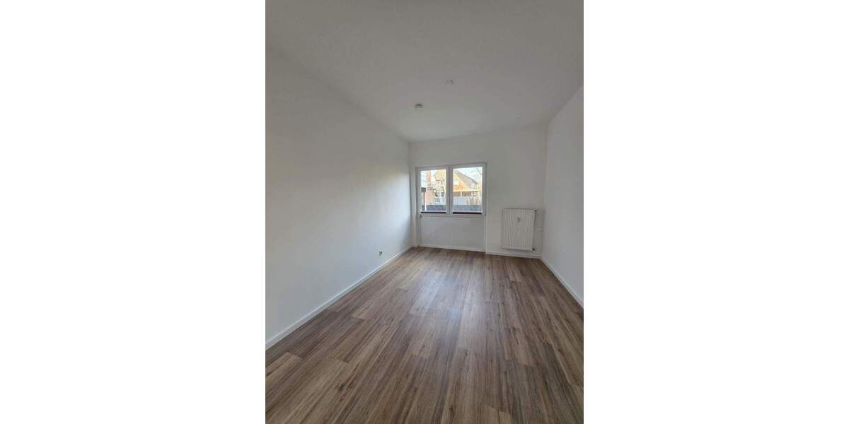 Etagenwohnung Ganderkesee - 3 Zimmer, 100 m&sup2;, 780&euro; | Angebot:25815240