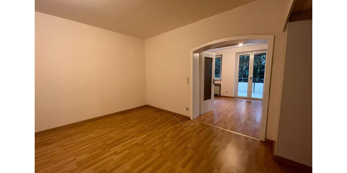 Erdgeschoßwohnung Fulda Aschenberg - 5 Zimmer, 160 m&sup2;, 1.175&euro; | Angebot:26547079