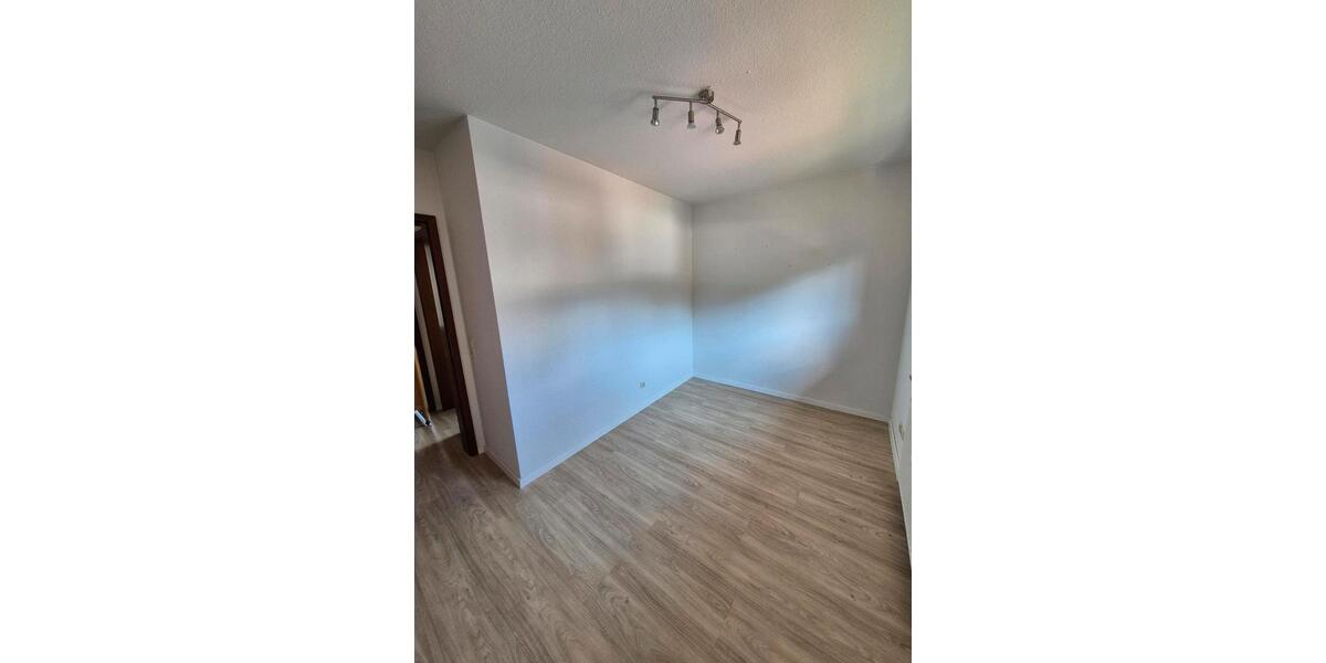 Dachgeschoßwohnung Brigachtal - 3.5 Zimmer, 87 m&sup2;, 880&euro; | Angebot:26336077