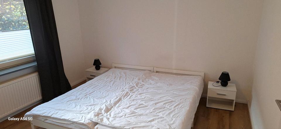 Erdgeschoßwohnung Norden - 5 Zimmer, 102 m&sup2;, 1.290&euro; | Angebot:24614351