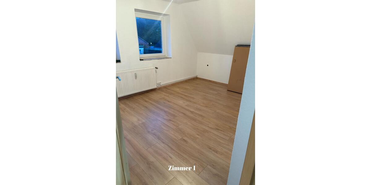 Dachgeschoßwohnung Südheide Unterlüß - 2.5 Zimmer, 53 m&sup2;, 783&euro; | Angebot:24371518