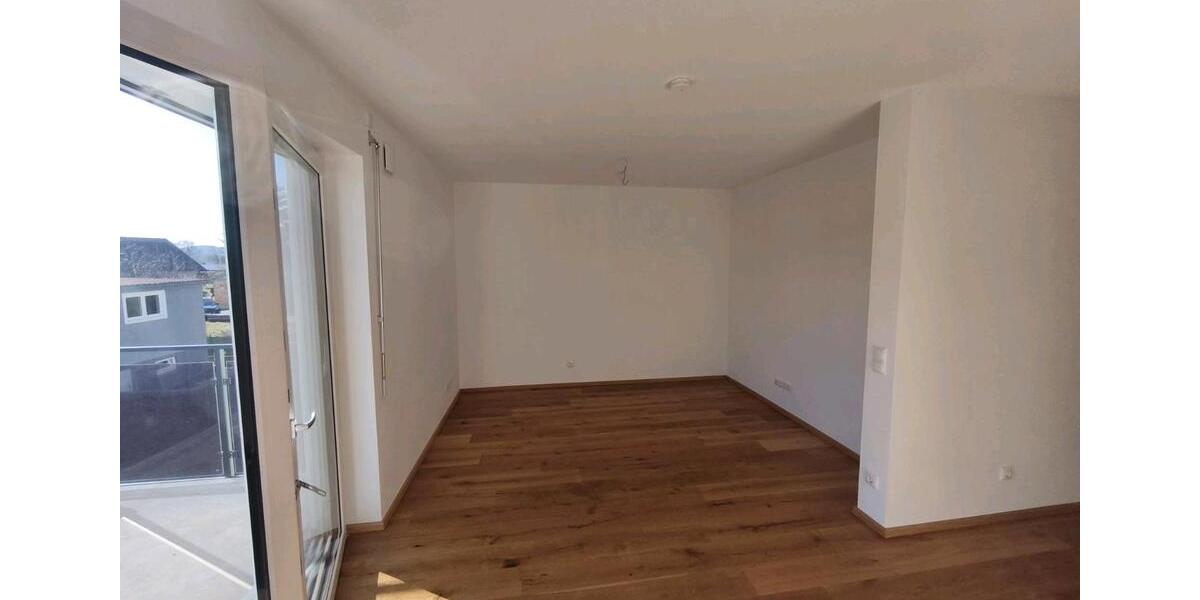 Etagenwohnung Cham - 2 Zimmer, 50 m&sup2;, 680&euro; | Angebot:25293824