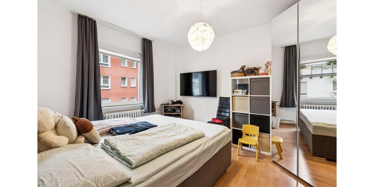 Etagenwohnung Essen Südviertel - 5.5 Zimmer, 110 m&sup2;, 1.650&euro; | Angebot:26547022