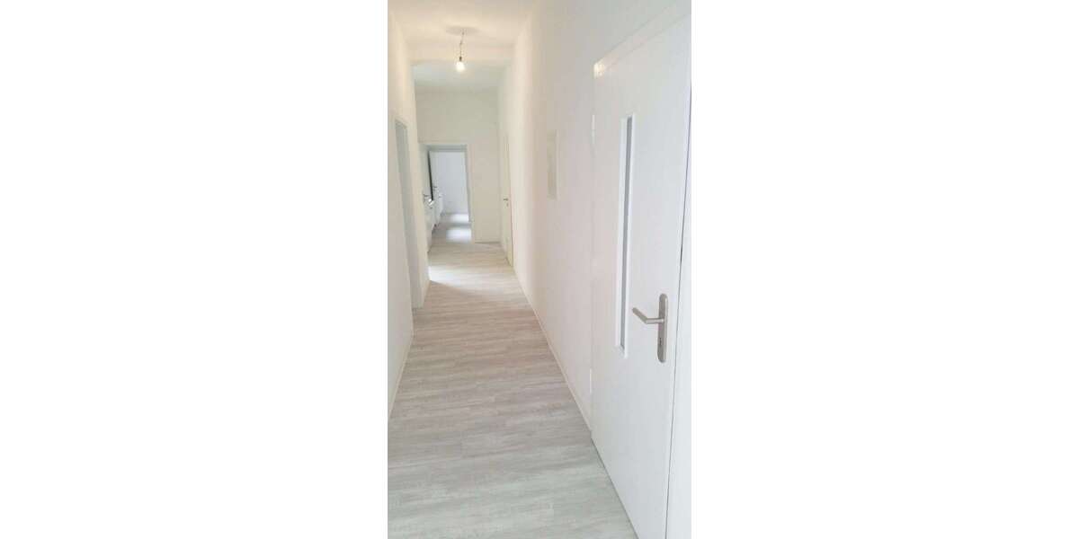 Etagenwohnung Duisburg Neudorf-Nord - 3 Zimmer, 95 m&sup2;, 758&euro; | Angebot:26200712