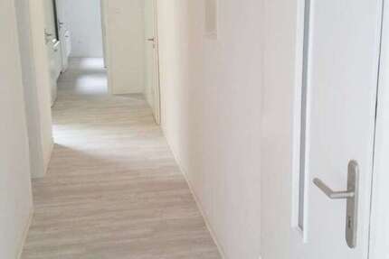 Wohnung Duisburg Neudorf-Nord - 3 Zimmer, 95 m&sup2;, 758&euro; | Angebot:26200712