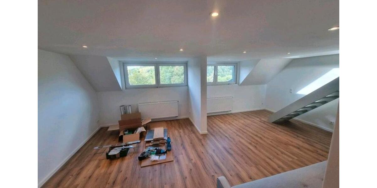 Dachgeschoßwohnung Wuppertal Lichtenplatz - 2 Zimmer, 80 m&sup2;, 940&euro; | Angebot:26483898