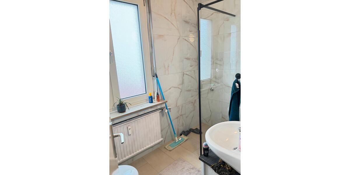 Etagenwohnung Bielefeld Mitte - 7 Zimmer, 150 m&sup2;, 2.000&euro; | Angebot:26626227