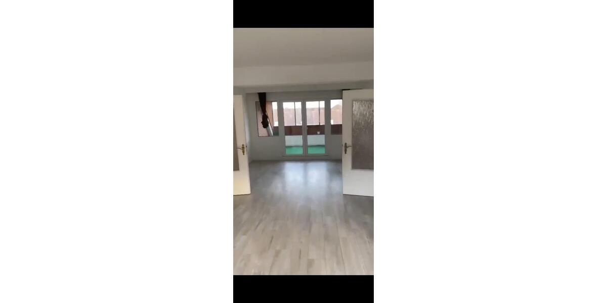 Dachgeschoßwohnung Emden - 3 Zimmer, 75 m&sup2;, 750&euro; | Angebot:26619808