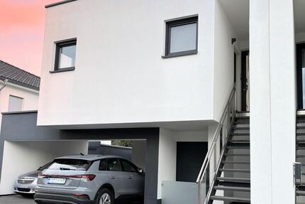 Moderne 3 ZKB Wohnung mit Loggia und separatem Eingang zimmer
