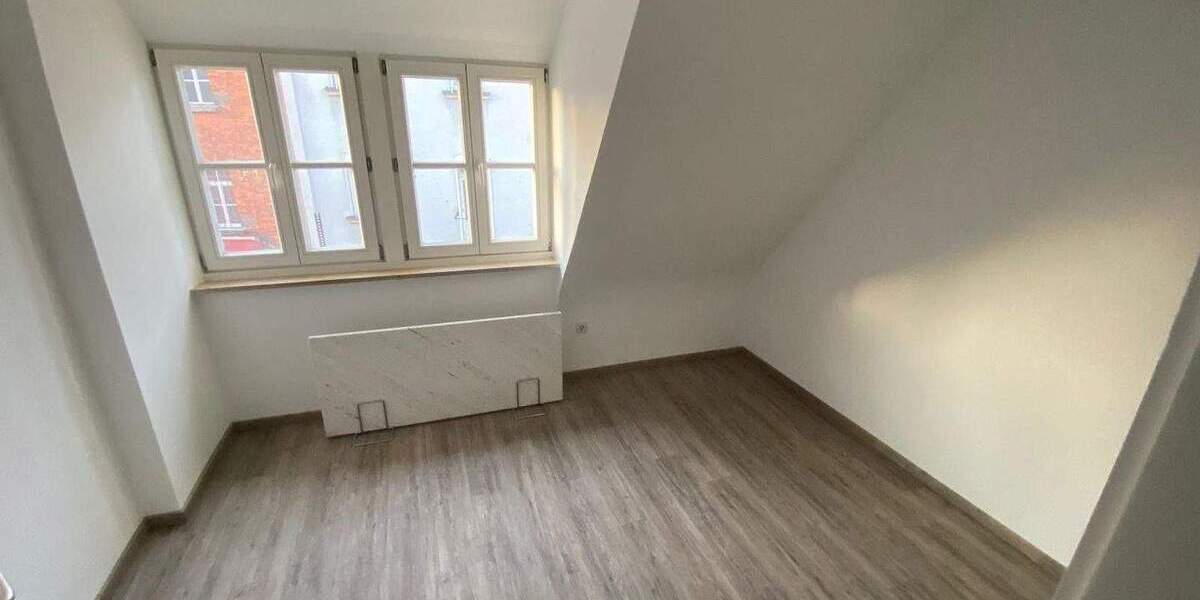 Etagenwohnung Forchheim - 3 Zimmer, 70 m&sup2;, 650&euro; | Angebot:26052955