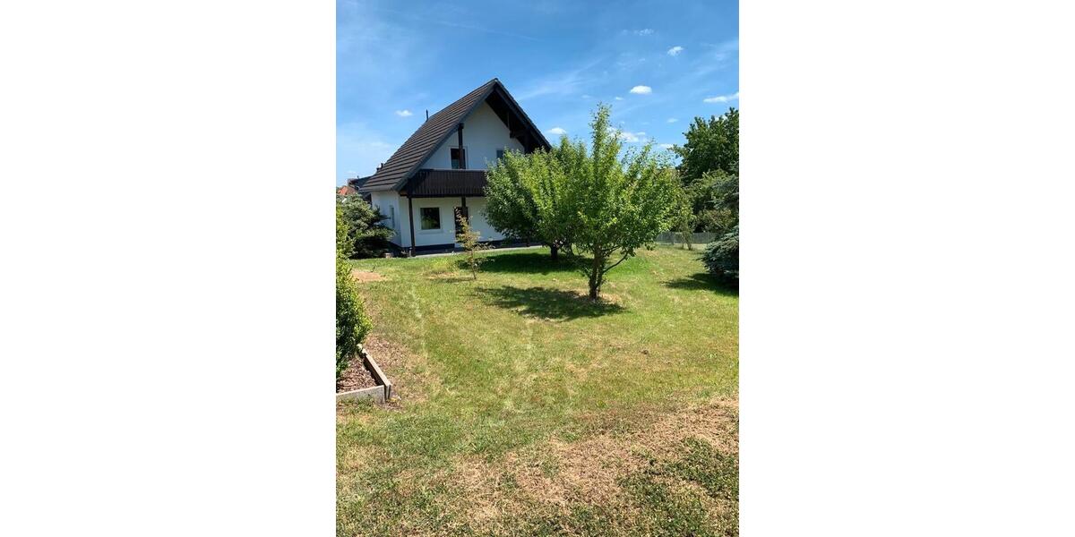 Einfamilienhaus Bad Arolsen - 4 Zimmer, 115 m&sup2;, 1.150&euro; | Angebot:26253884