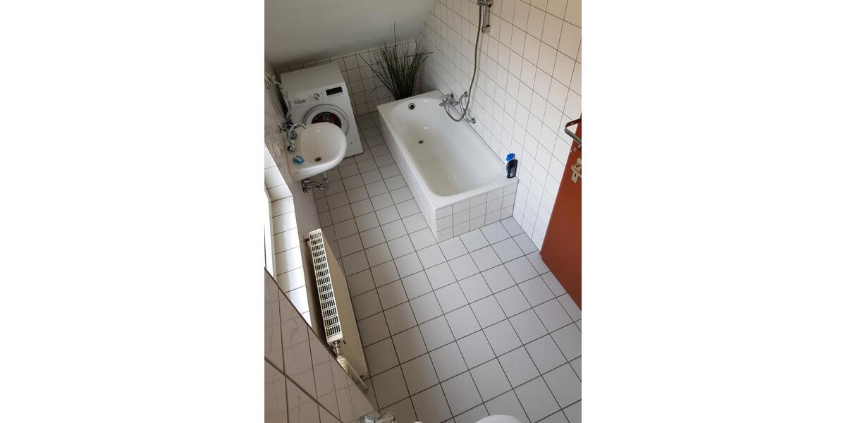 Dachgeschoßwohnung Friedrichsthal - 1 Zimmer, 40 m&sup2;, 315&euro; | Angebot:26272975