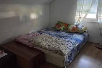 Wohnen auf Zeit Wolpertshausen - 1 Zimmer, 145 m&sup2;, 400&euro; | Angebot:26080573