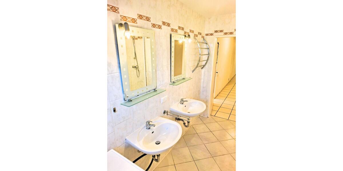 Wohnen auf Zeit Marburg Cappel - 4 Zimmer, 20 m&sup2;, 480&euro; | Angebot:26426728