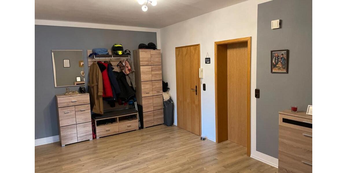Etagenwohnung Naumburg - 3 Zimmer, 122 m&sup2;, 898&euro; | Angebot:25981874
