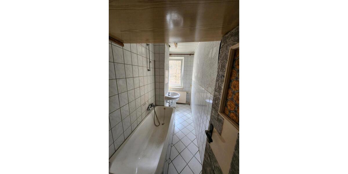 Etagenwohnung Schleusegrund - 4 Zimmer, 70 m&sup2;, 400&euro; | Angebot:21339407