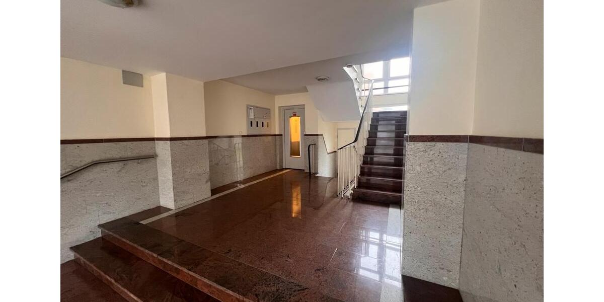 Etagenwohnung Mönchengladbach - 3 Zimmer, 90 m&sup2;, 900&euro; | Angebot:26423169