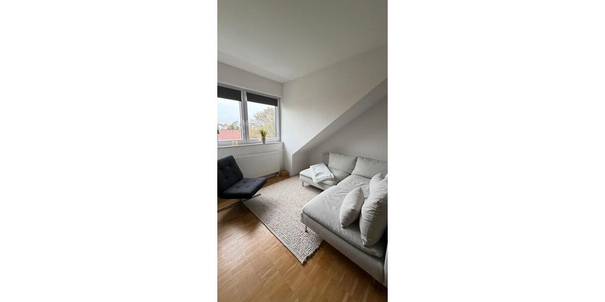 Dachgeschoßwohnung Hannover Mitte - 1 Zimmer, 45 m&sup2;, 920&euro; | Angebot:26236386