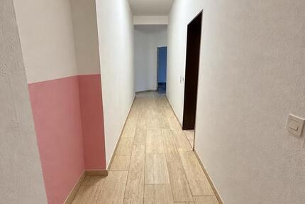 Wohnung Saarbrücken - 3 Zimmer, 75 m&sup2;, 690&euro; | Angebot:27650072