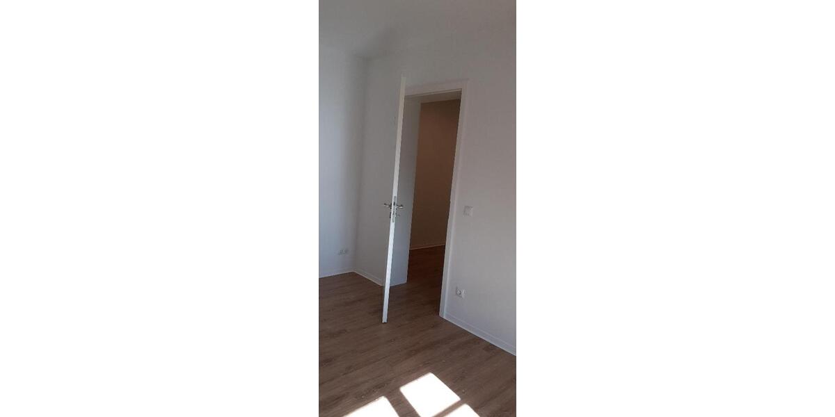 Etagenwohnung Altenburg - 4 Zimmer, 91 m&sup2;, 675&euro; | Angebot:24769379