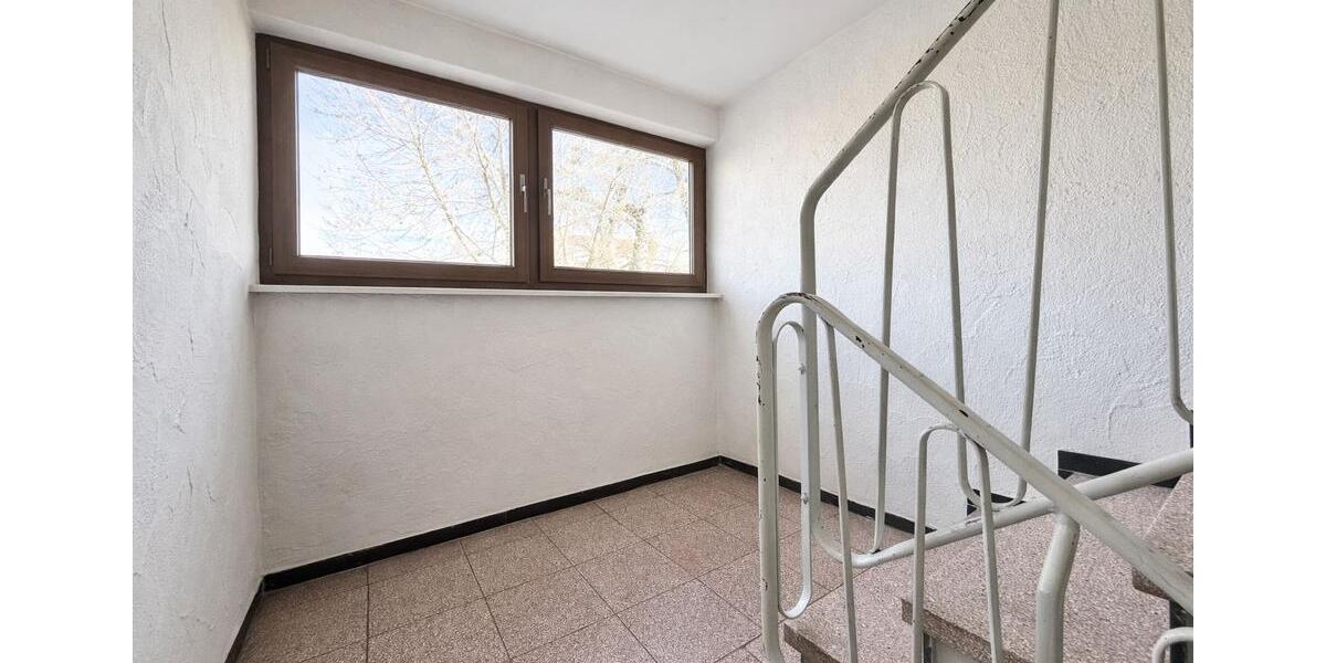 Dachgeschoßwohnung Albstadt - 1 Zimmer, 35 m&sup2;, 420&euro; | Angebot:26704429