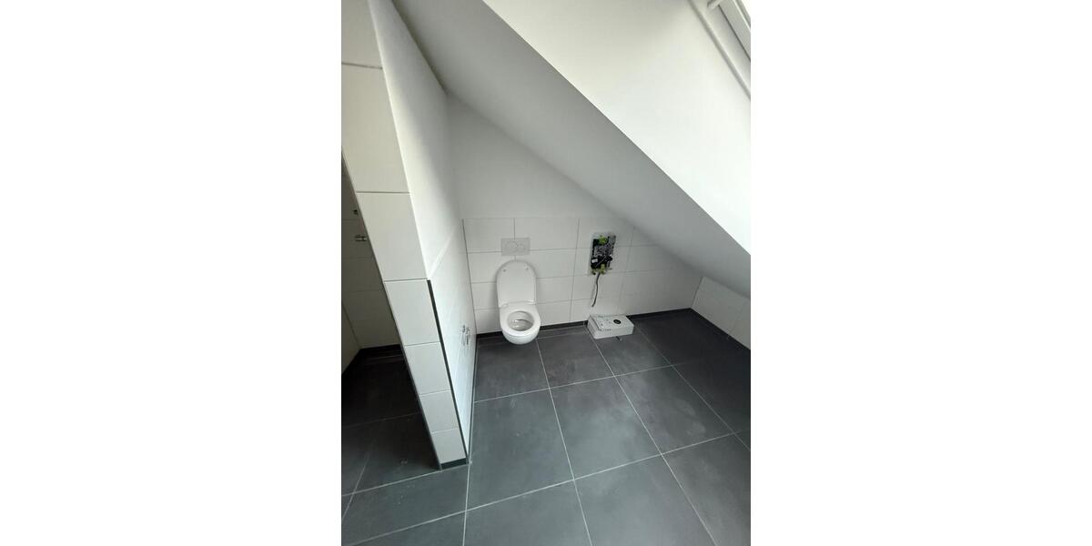 Barrierefreie und seniorengerechte Dachgeschosswohnung in Drebber 2 zimmer