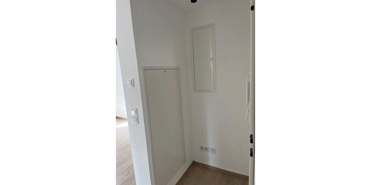 Etagenwohnung Siegburg Dreesch - 2 Zimmer, 71 m&sup2;, 990&euro; | Angebot:25909104