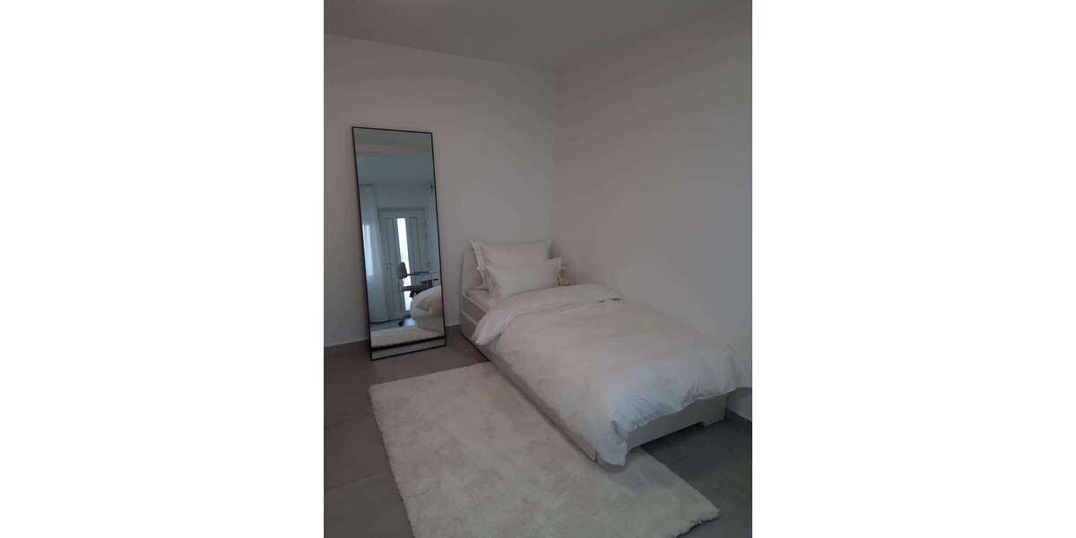 Etagenwohnung Bonn Zentrum - 1 Zimmer, 25 m&sup2;, 680&euro; | Angebot:26183522