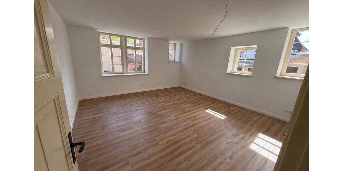 Hochparterre Bad Langensalza - 2.5 Zimmer, 66 m&sup2;, 700&euro; | Angebot:26588343