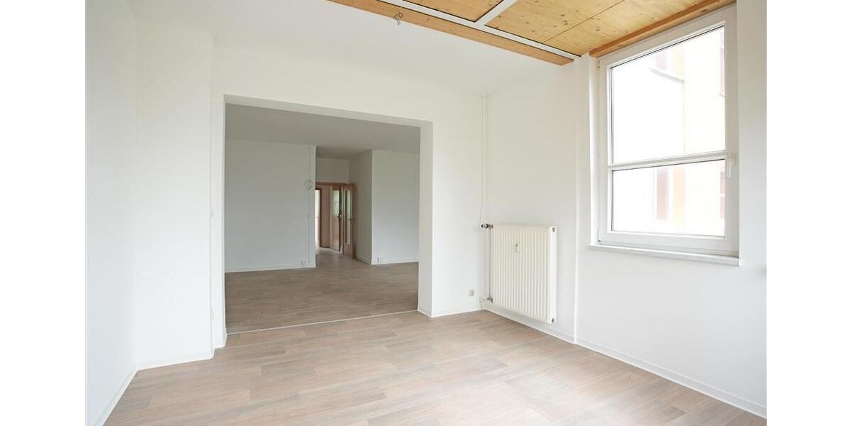 Etagenwohnung Frankenberg (Sachsen) - 2 Zimmer, 63 m&sup2;, 313&euro; | Angebot:26602877