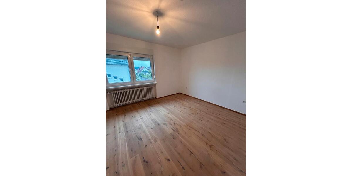 Etagenwohnung Gründau - 3 Zimmer, 78 m&sup2;, 1.050&euro; | Angebot:26495074