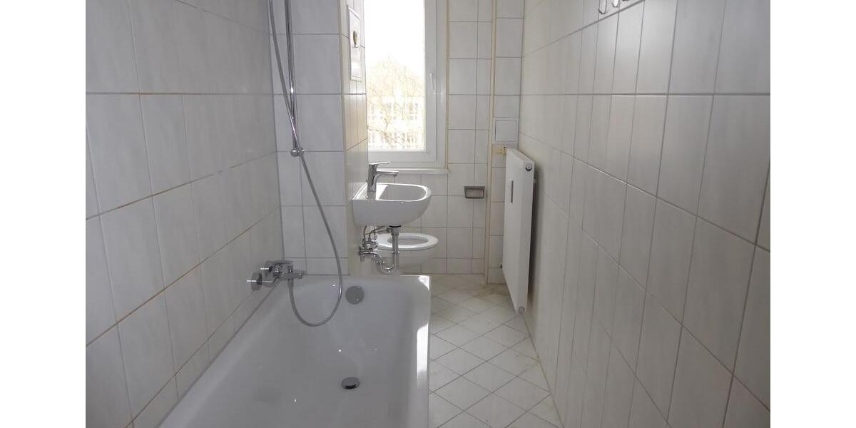 Etagenwohnung Bernburg (Saale) - 4 Zimmer, 76 m&sup2;, 429&euro; | Angebot:26494508