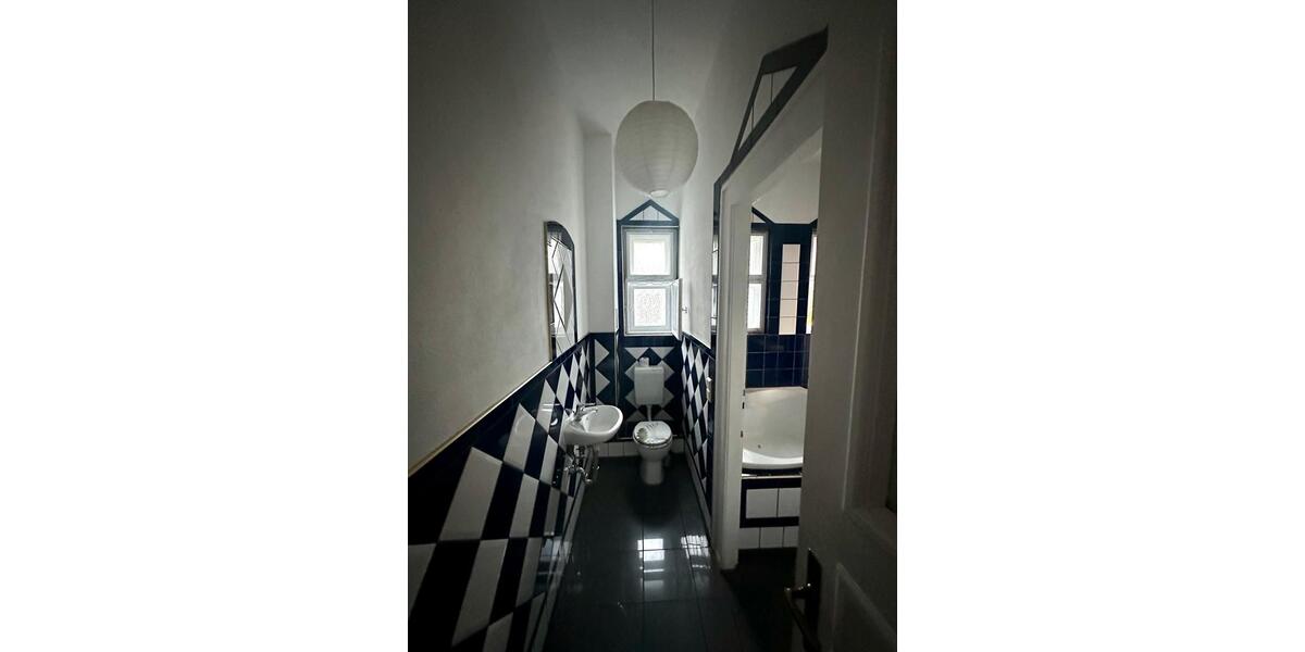 Erdgeschoßwohnung Wurzen - 5 Zimmer, 152 m&sup2;, 1.190&euro; | Angebot:25048399