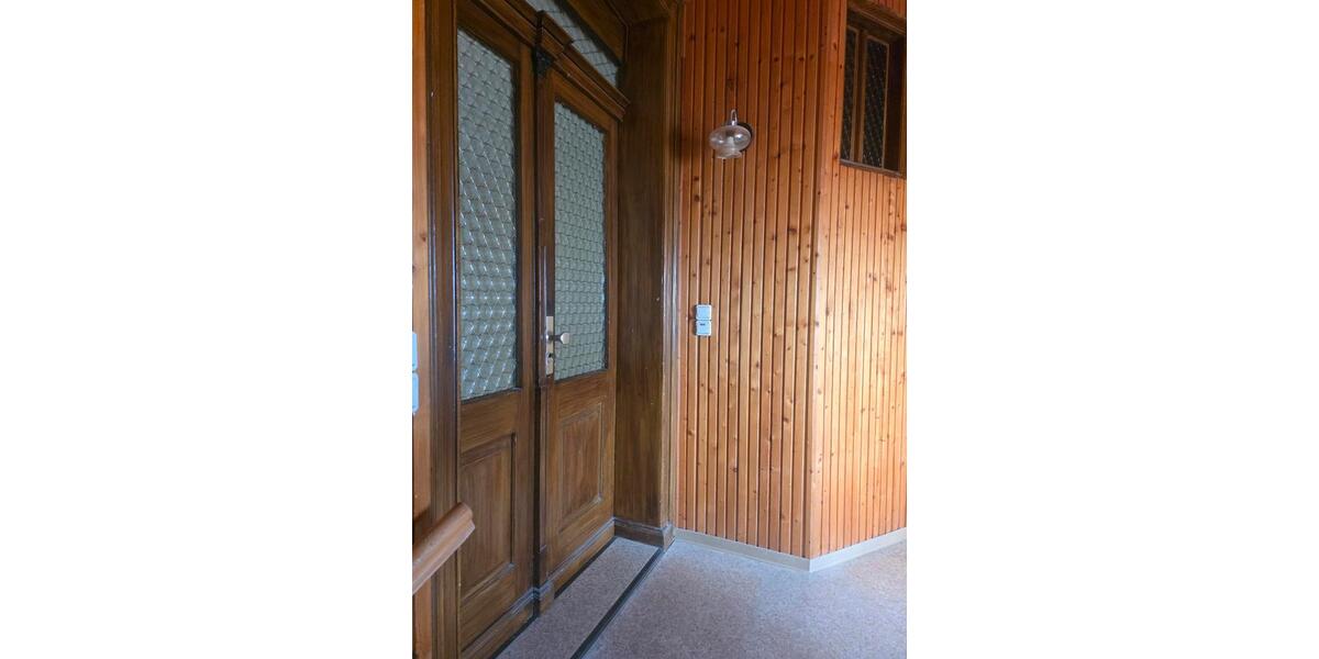 Etagenwohnung Großenhain - 4 Zimmer, 128 m&sup2;, 1.270&euro; | Angebot:26455403