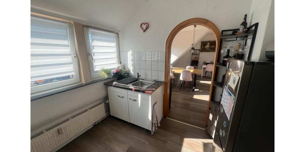Dachgeschoßwohnung Hessisch Oldendorf - 3.5 Zimmer, 86 m&sup2;, 850&euro; | Angebot:26355843