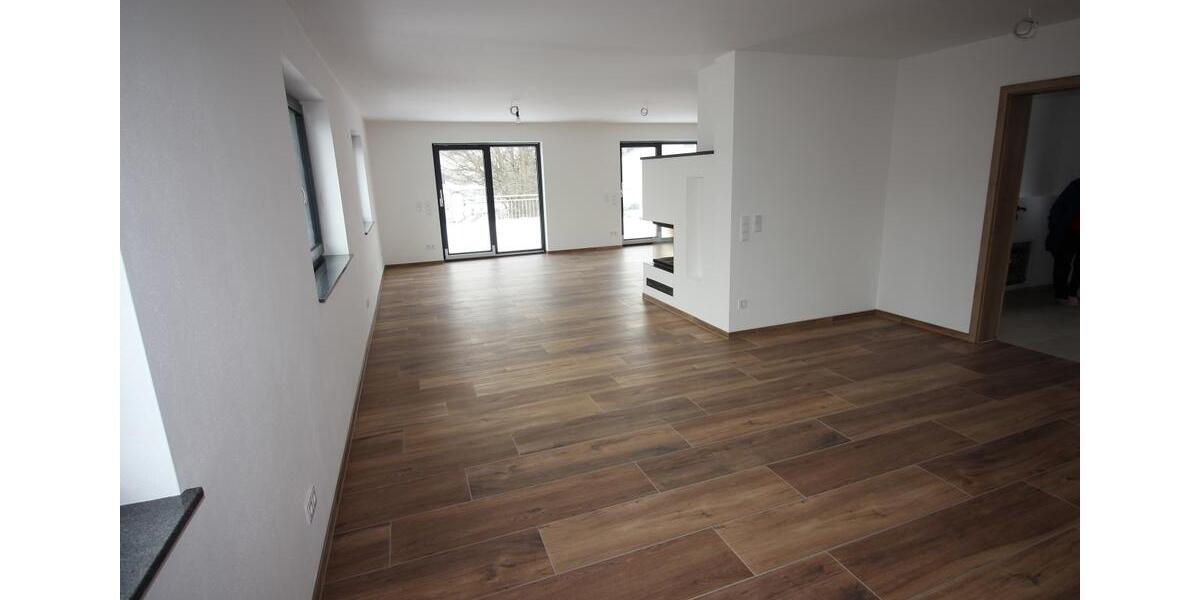 Einfamilienhaus Metten - 6 Zimmer, 225 m&sup2;, 2.800&euro; | Angebot:24687466