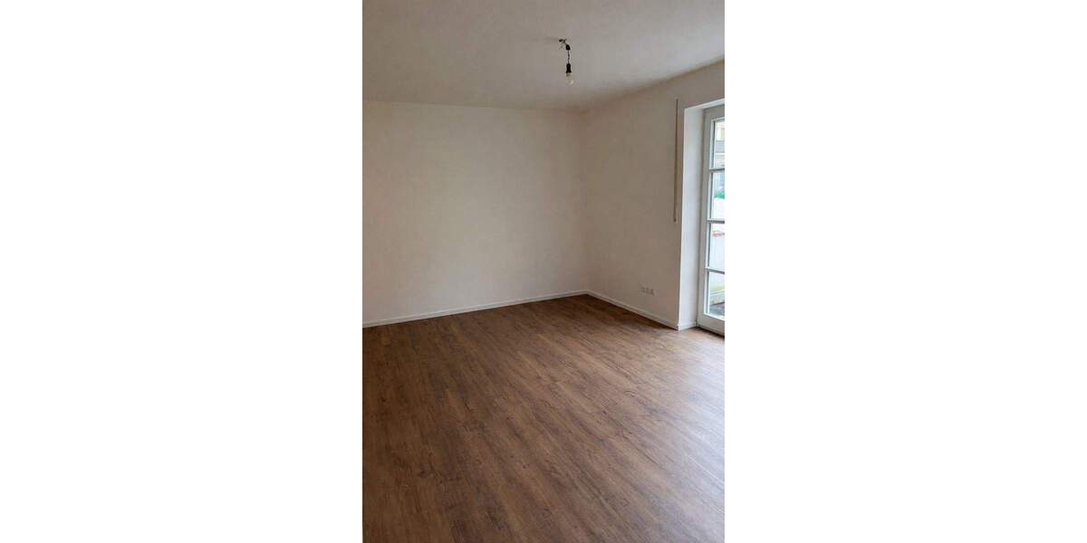 ++Neu Saniert++ Ruhige 2 ZKB mit Dachterrasse mitten im Zentrum 2 zimmer